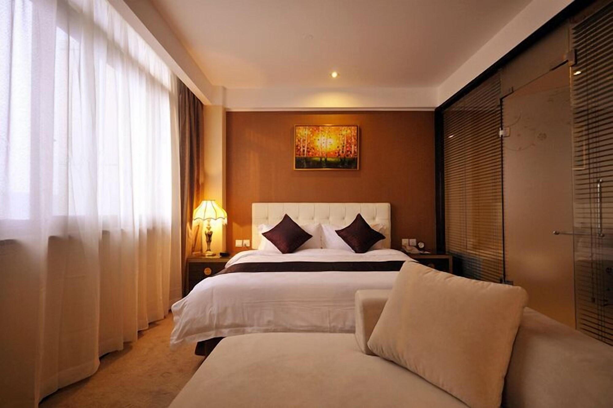 Kingtown Hotel Hongmei เซี่ยงไฮ้ ภายนอก รูปภาพ