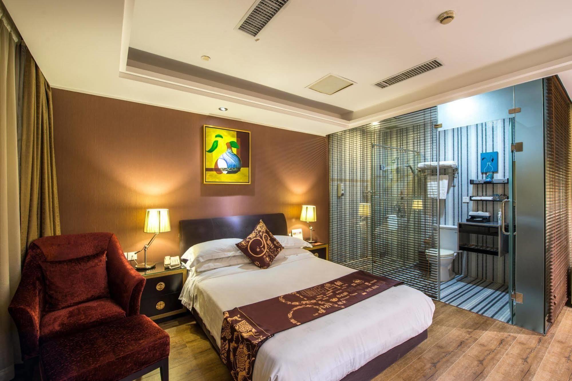 Kingtown Hotel Hongmei เซี่ยงไฮ้ ภายนอก รูปภาพ