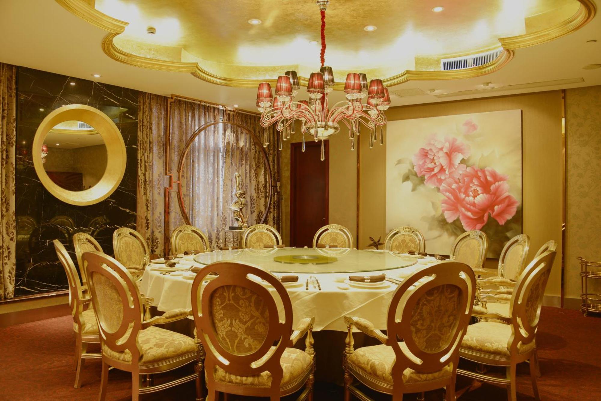 Kingtown Hotel Hongmei เซี่ยงไฮ้ ภายนอก รูปภาพ